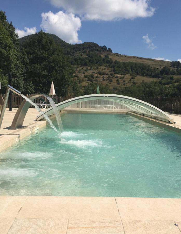 Mas Molladar Solo Adultos Pension Camprodon Buitenkant foto